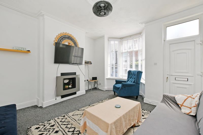 South View Crescent Nether Edge